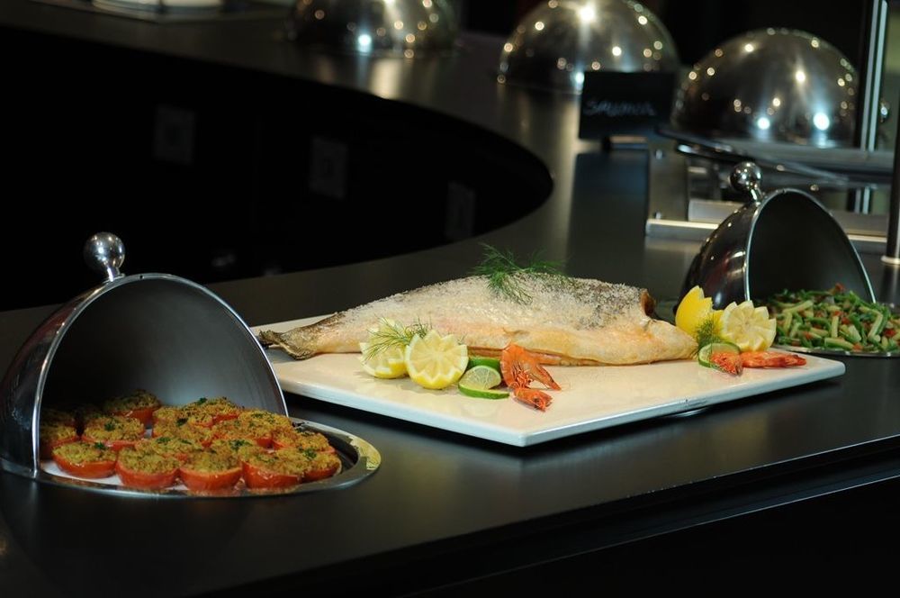 Campanile Lyon Ouest Hotel 3*